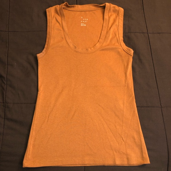 Sleeveless top - Picture 3 of 8